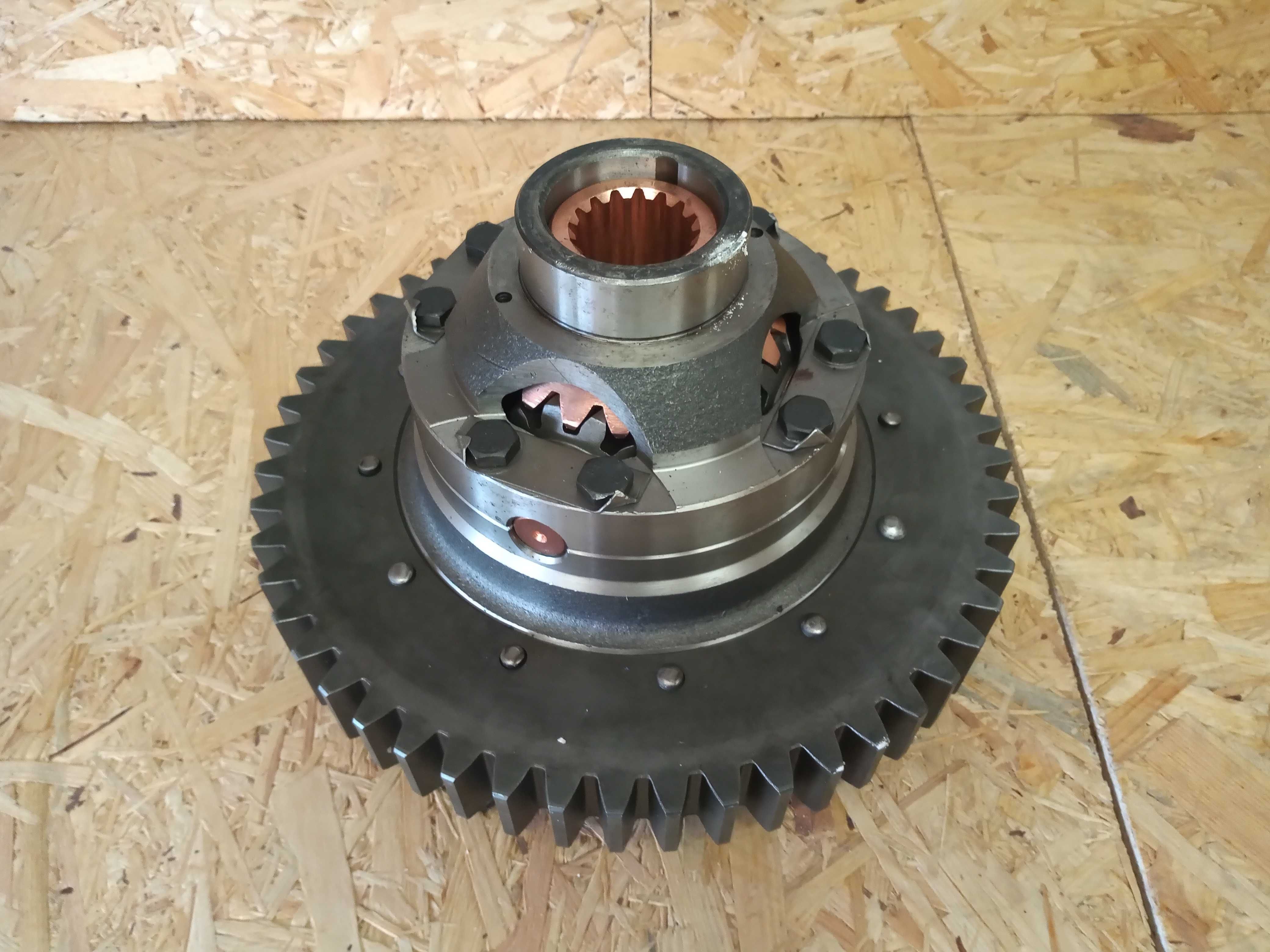 Mechanizm różnicowy kompletny kombajn bizon
