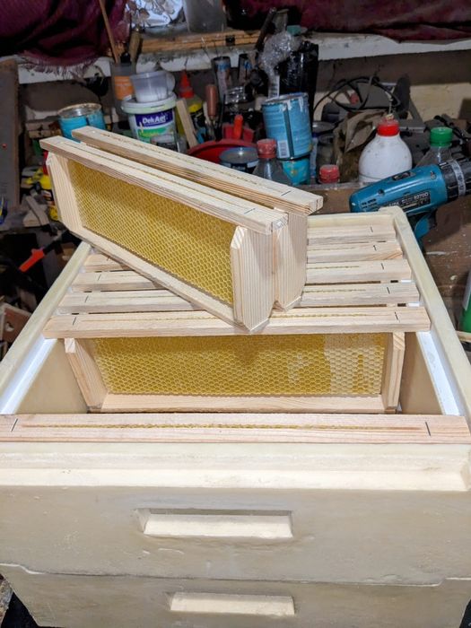 Рамки до альпійського вулика для сільникового меду