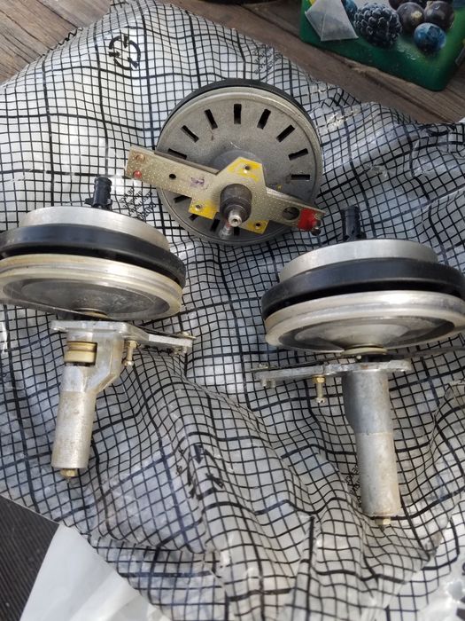 Ростов 105, Стерео