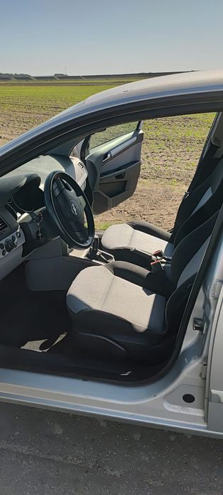 Opel Astra H 1.8 benzyna LPG