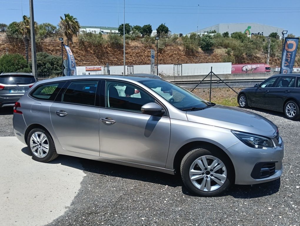 Peugeot 308 SW 1.5hdi Style , Particular , Automática, 11/2020, 131000