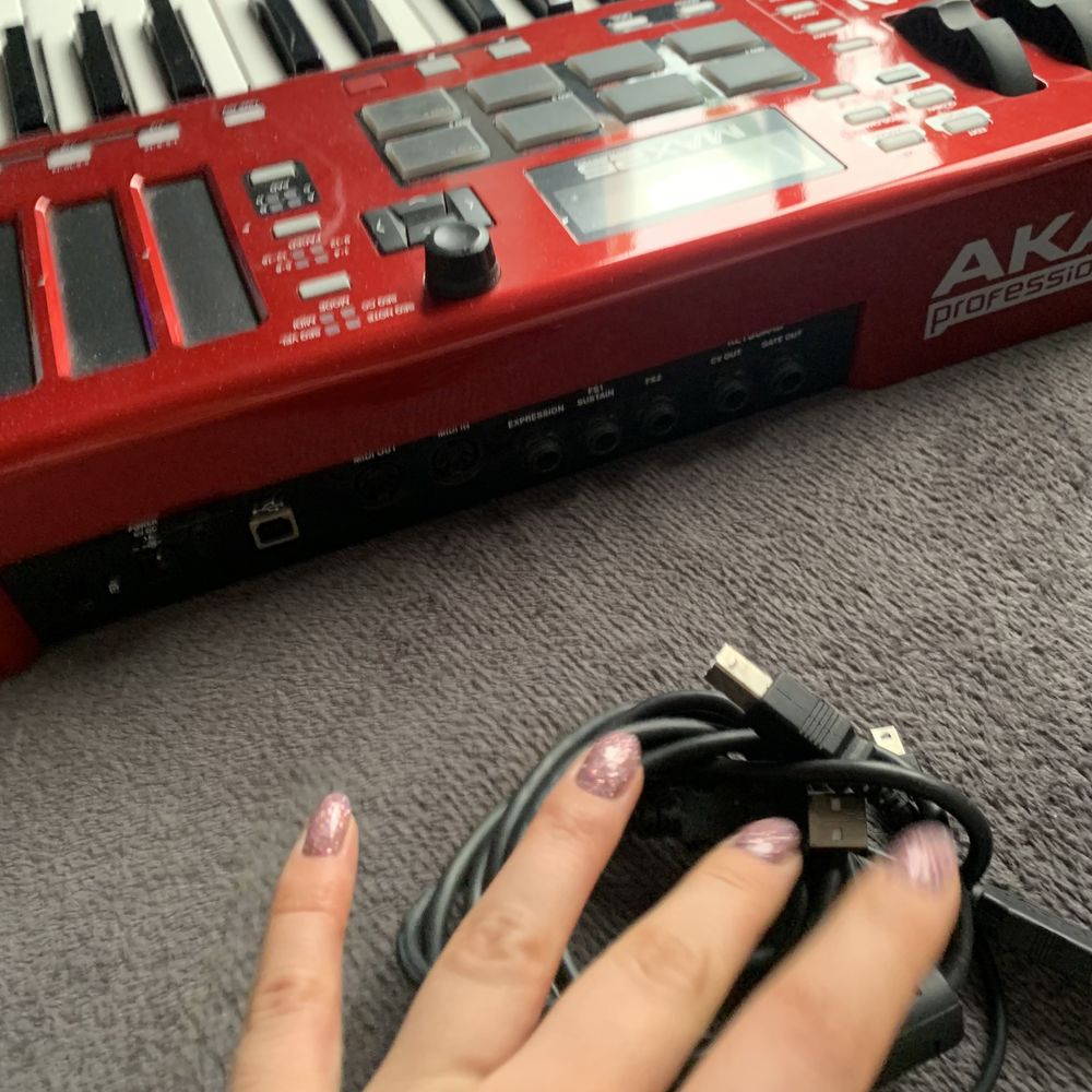 Midi - клавіатура AKAI Professional MAX 25 фортепіано синтезатор