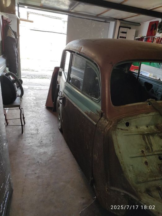 Продам Москвич 401