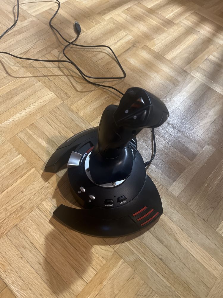Joystick Thrustmaster T.Flight Stick X