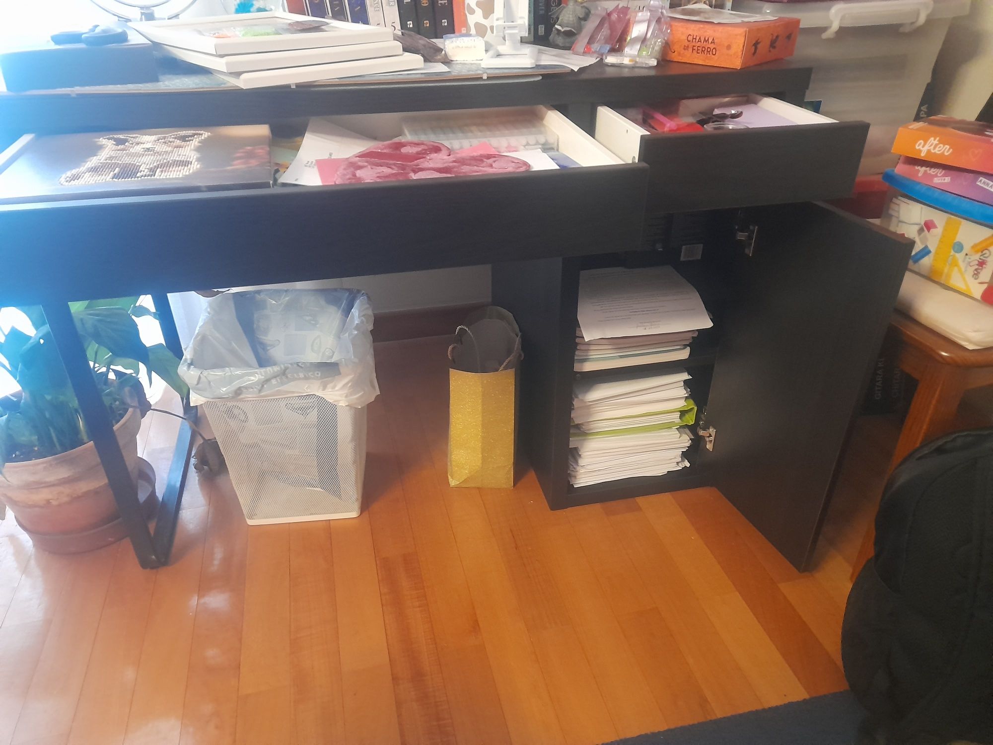 Vendo secretaria