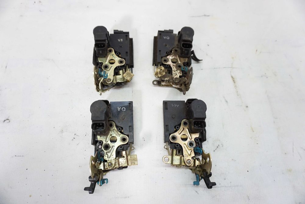 Замок двері Daewoo Leganza\Део Леганза