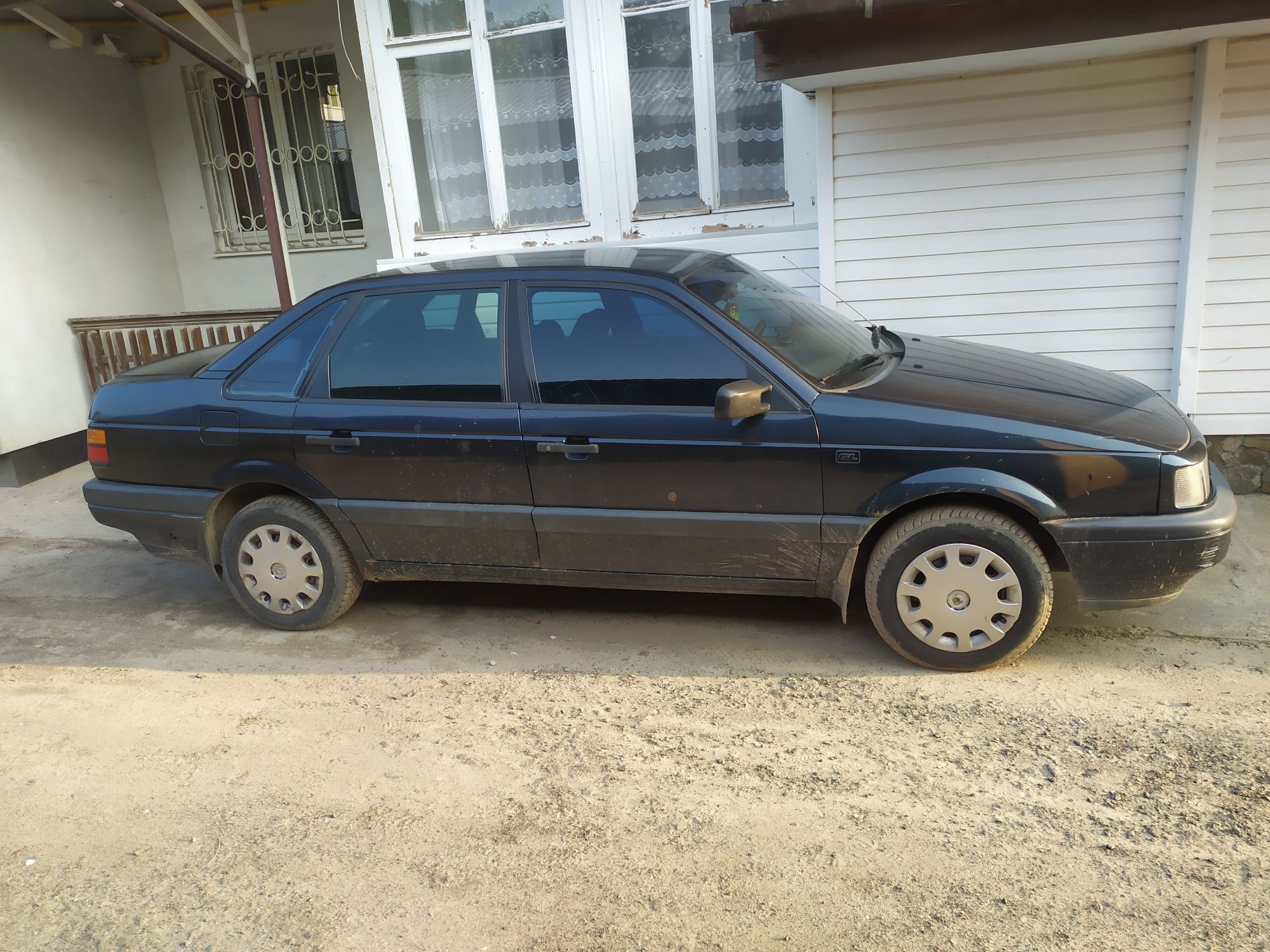 Продам VW Passat B3 1991р 1.8газ/бензин