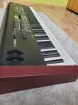 Yamaha moxf8 stacja robocza i syntezator.