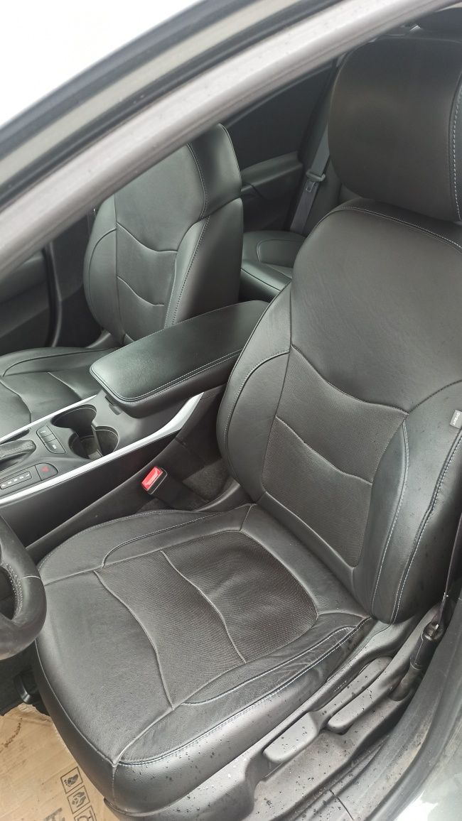 Chevrolet volt 2