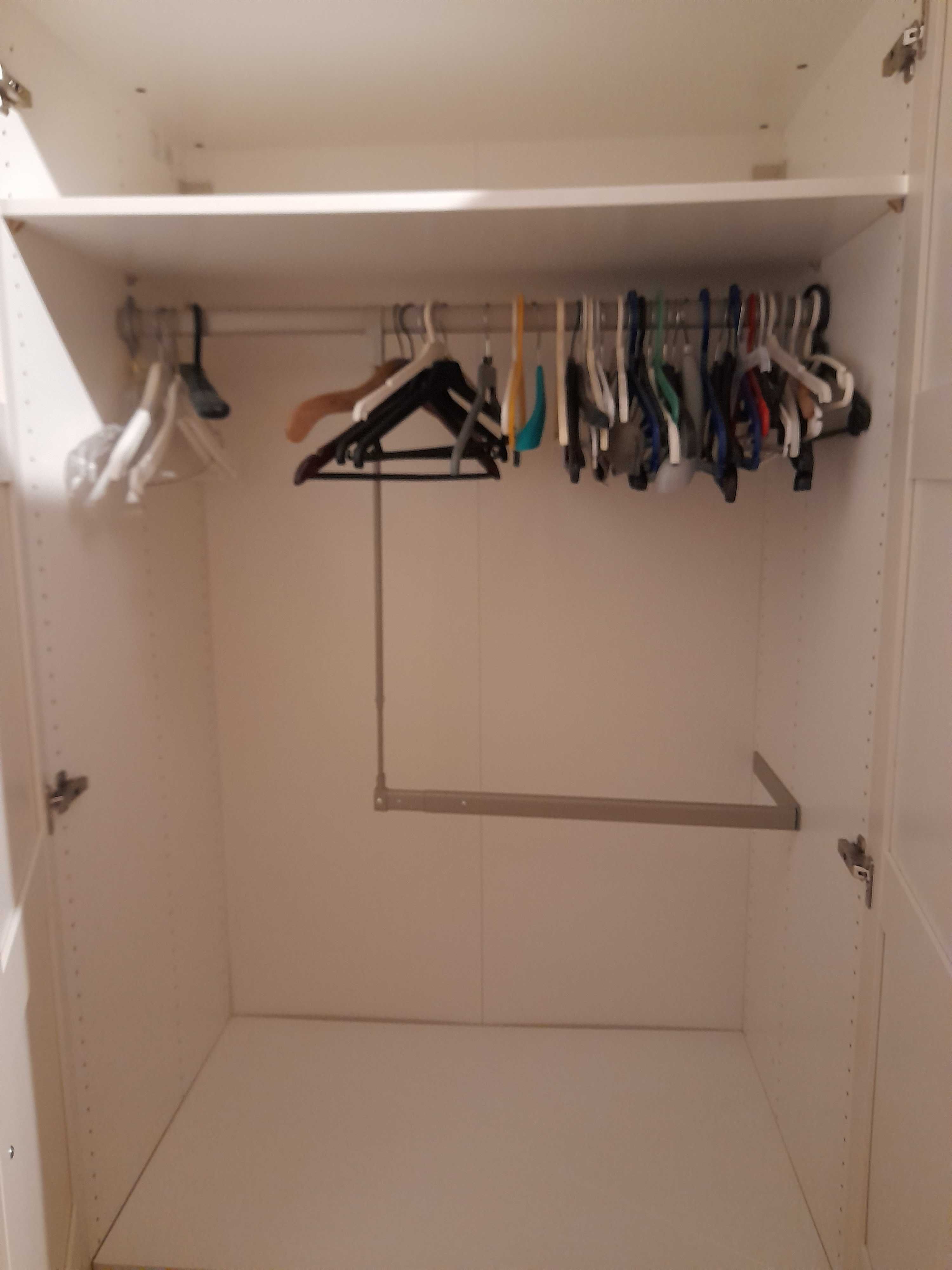 dwudrzwiowa szafa ikea biała zadbana