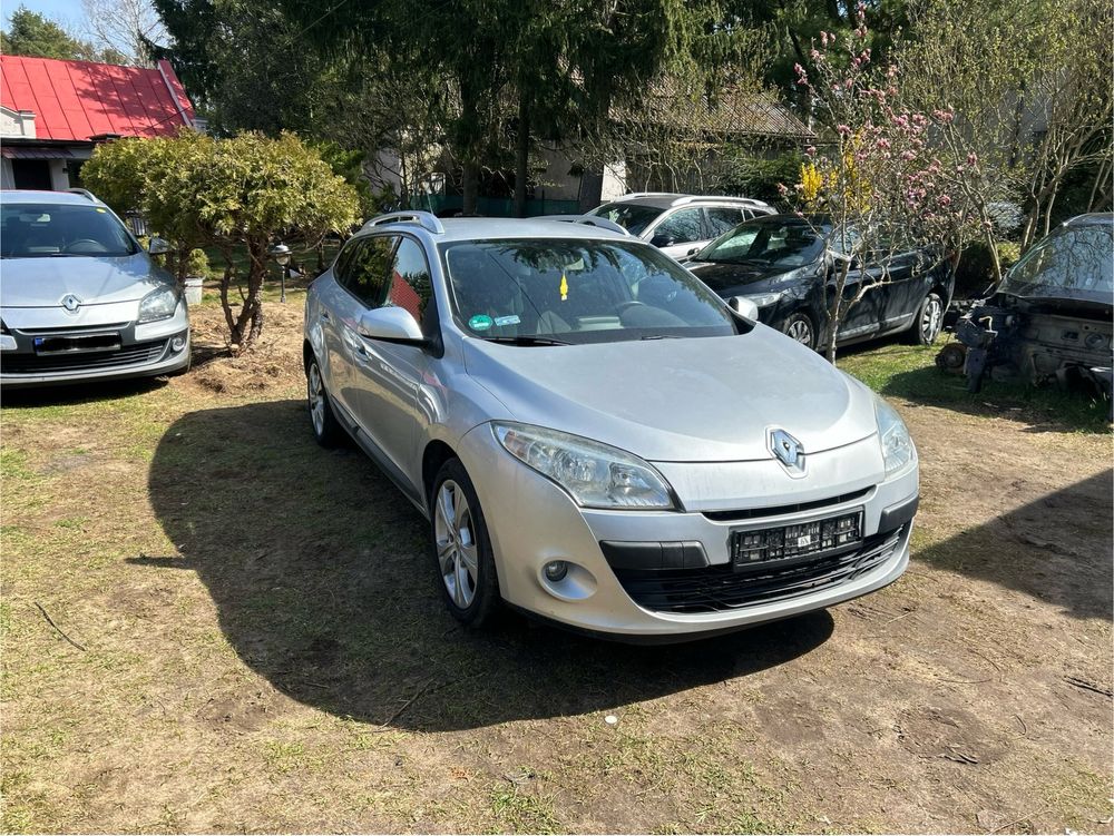 Renault Megane 3 na czesci TED69 maska drzwi zderzak klapa lampa