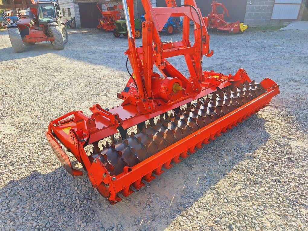 Agregat aktywny 3m Kuhn HRB 302 brona wirowa nie Amazone lemken