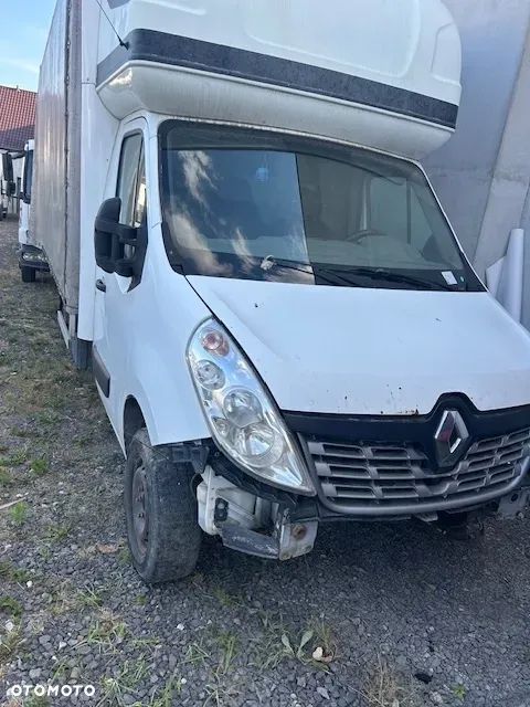 Renault Master  pojazd niekompletny bez silnika i skrzyni biegow kpl dokumentow
