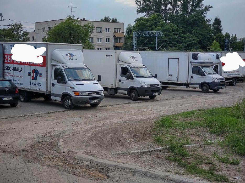 Przeprowadzki.Transport.Wywóz.Opróżnianie mieszkań.Pianina.Winda.Ekipa