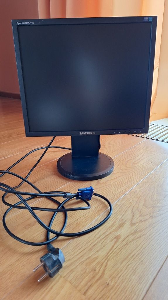 Samsung SyncMaster 740N