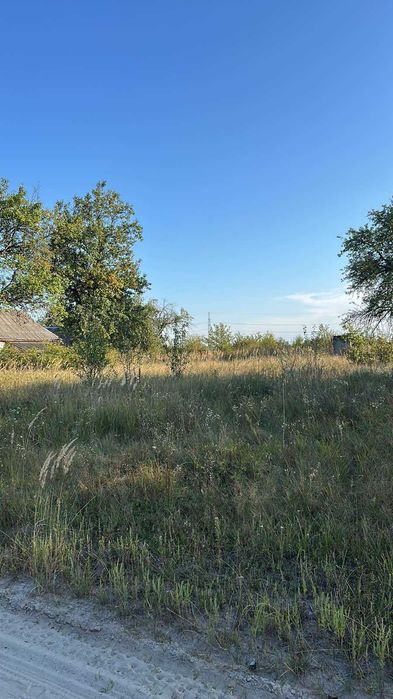 Продам земельну ділянку під забудову