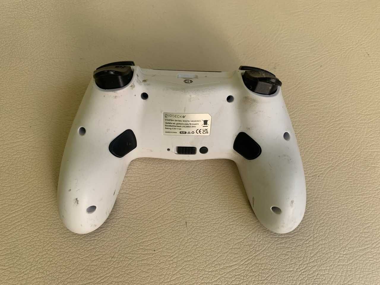 Pad do PlayStation 4 Zamiennik Bezprzewodowy