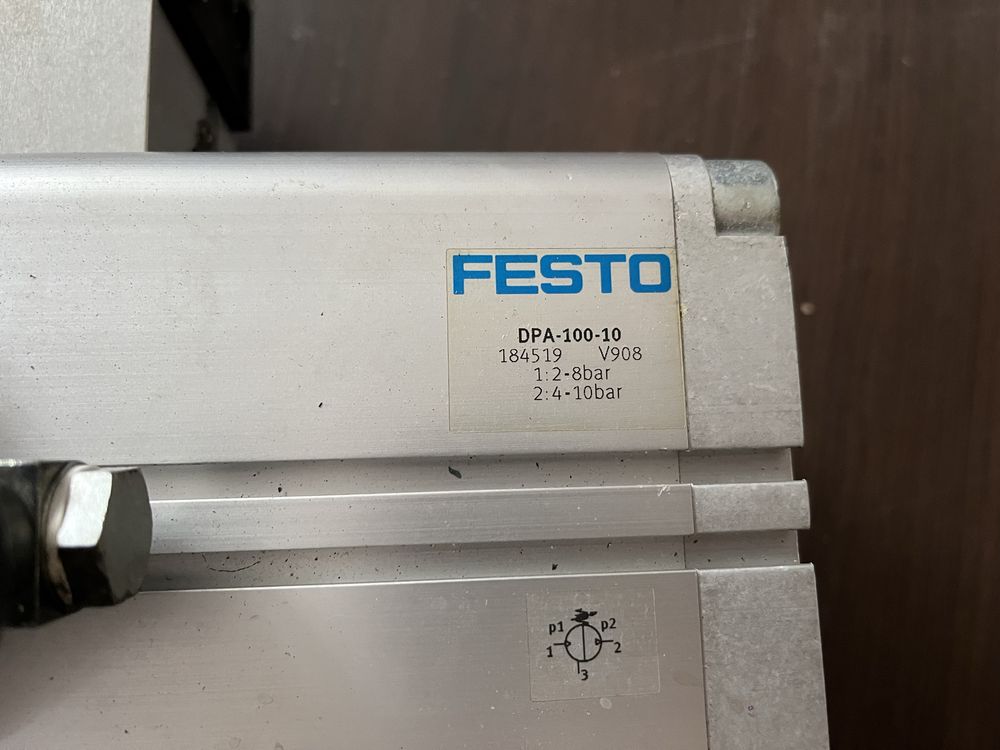 Wzmacniacz ciśnienia FESTO DPA-100-10