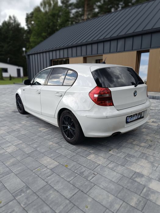 BMW Seria 1 116d, biała