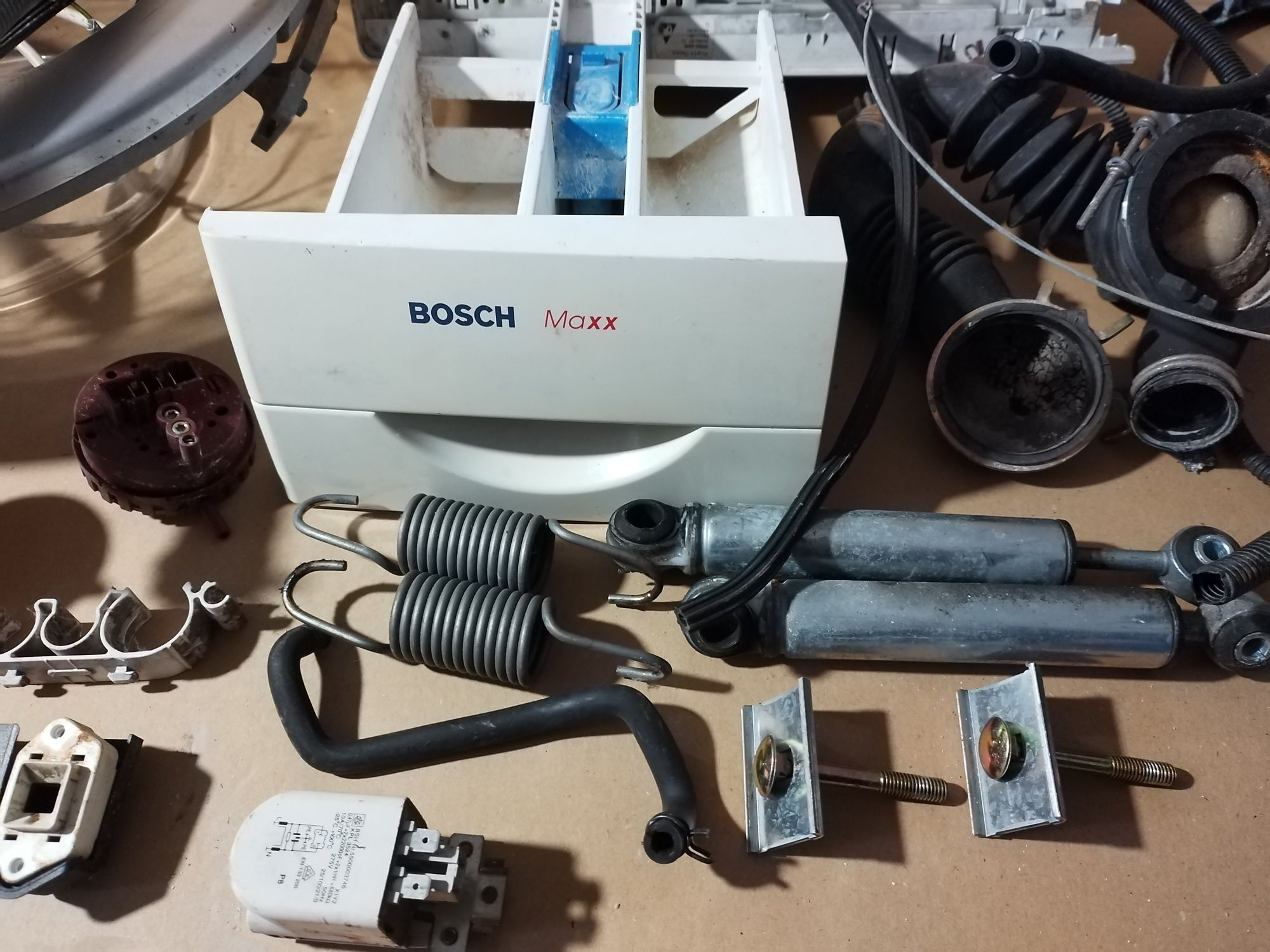 Części zamienne do pralki bosch wfo 2840 drzwiczki koło pasek sprężyna