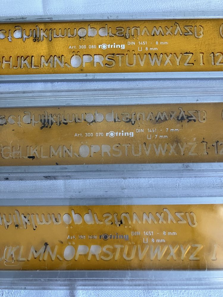 Szablony do pisma technicznego Rotring