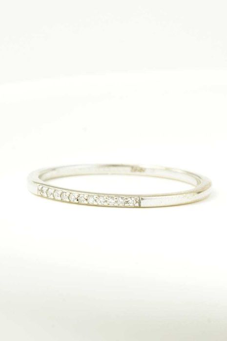 Złoty pierścionek z brylantami 9K 0.98g