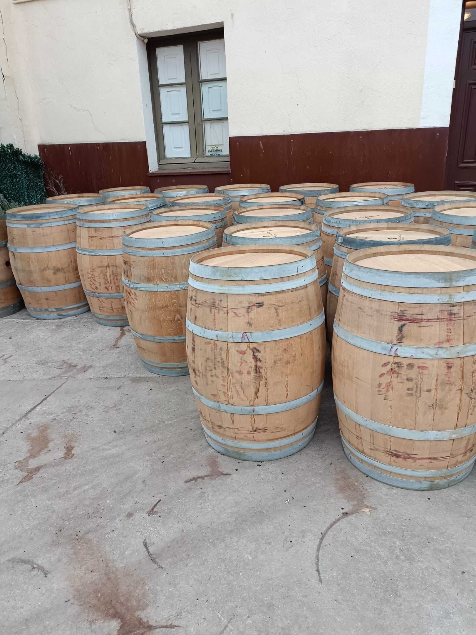Beczka po winie drewniana DĘBOWA szczelna JASNA beczka 225 litrów