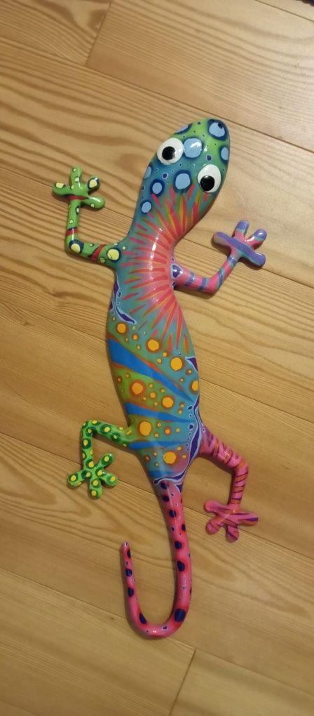 Lagarta decoração (50 cm)