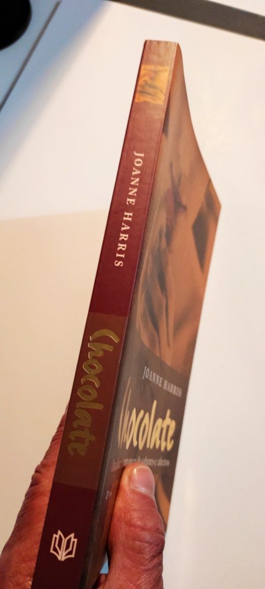 Livro  Chocolate-Joanne Harris ,