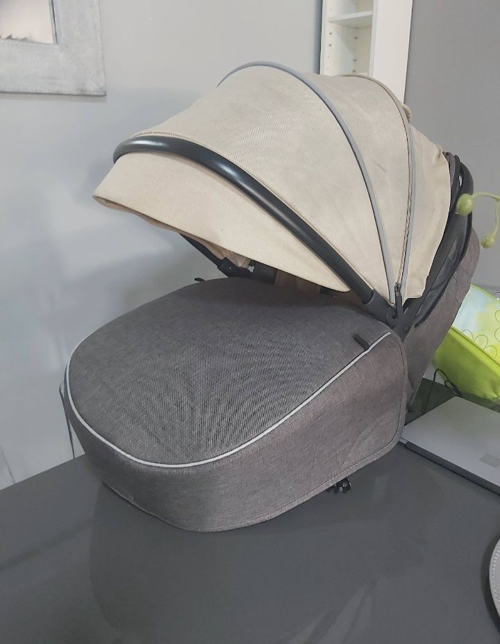 Carrinho  de  passeio  Marca Zippy