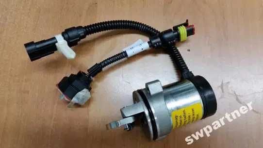 Cewka gaszenia silnika DEUTZ 1011,2011,12V