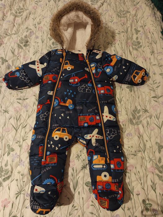 Kombinezon niemowlęncy