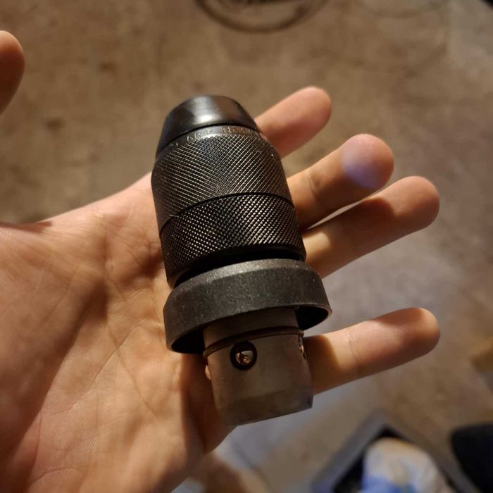 Bosch Szybkozaciskowy uchwyt wiertarski z adapterem