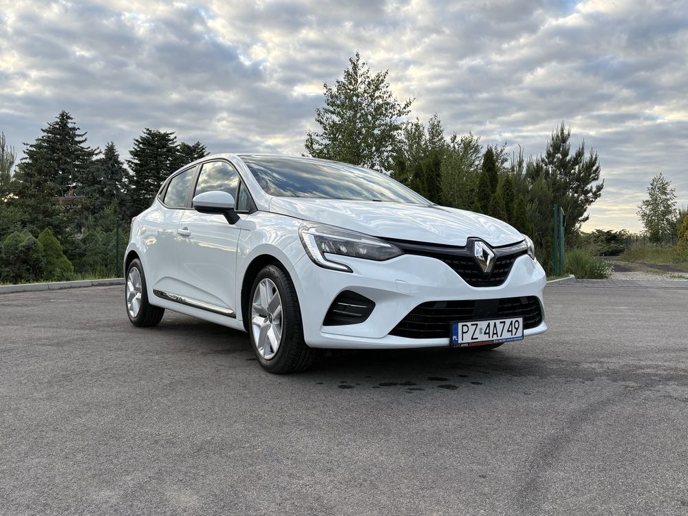 Clio V  1.0 tce 90 km 2021 rok. Ceramika + komplet opon zimowych