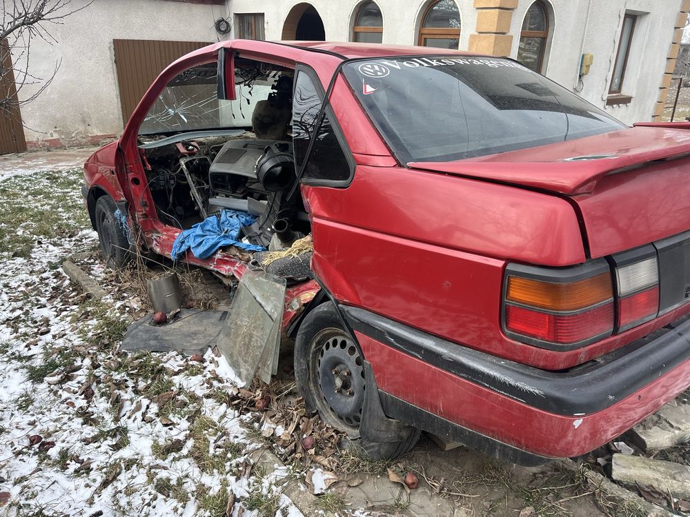 Продам запчастини пасат б3
