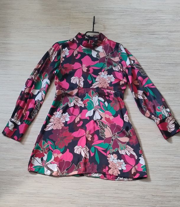 Nowa sukienka marki Zara rozm. M