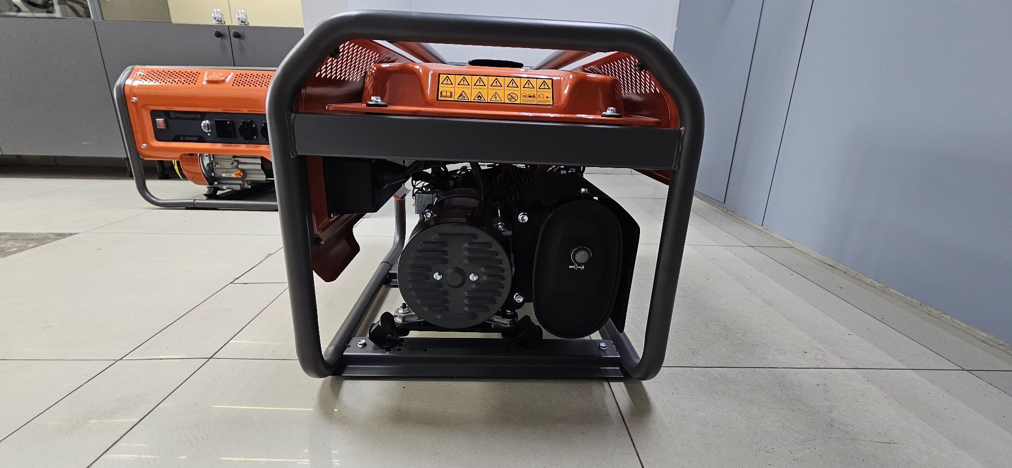 Гениратор Husqvarna G-2500-P 2.5Квт