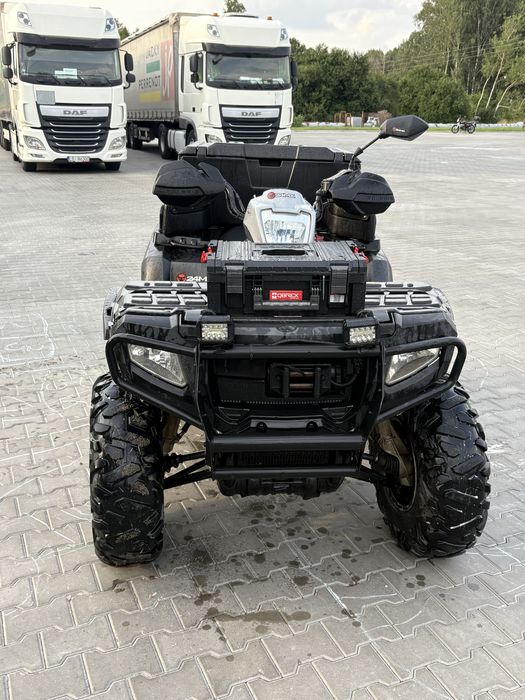 Quad Polaris Sportsman 800 EFI.