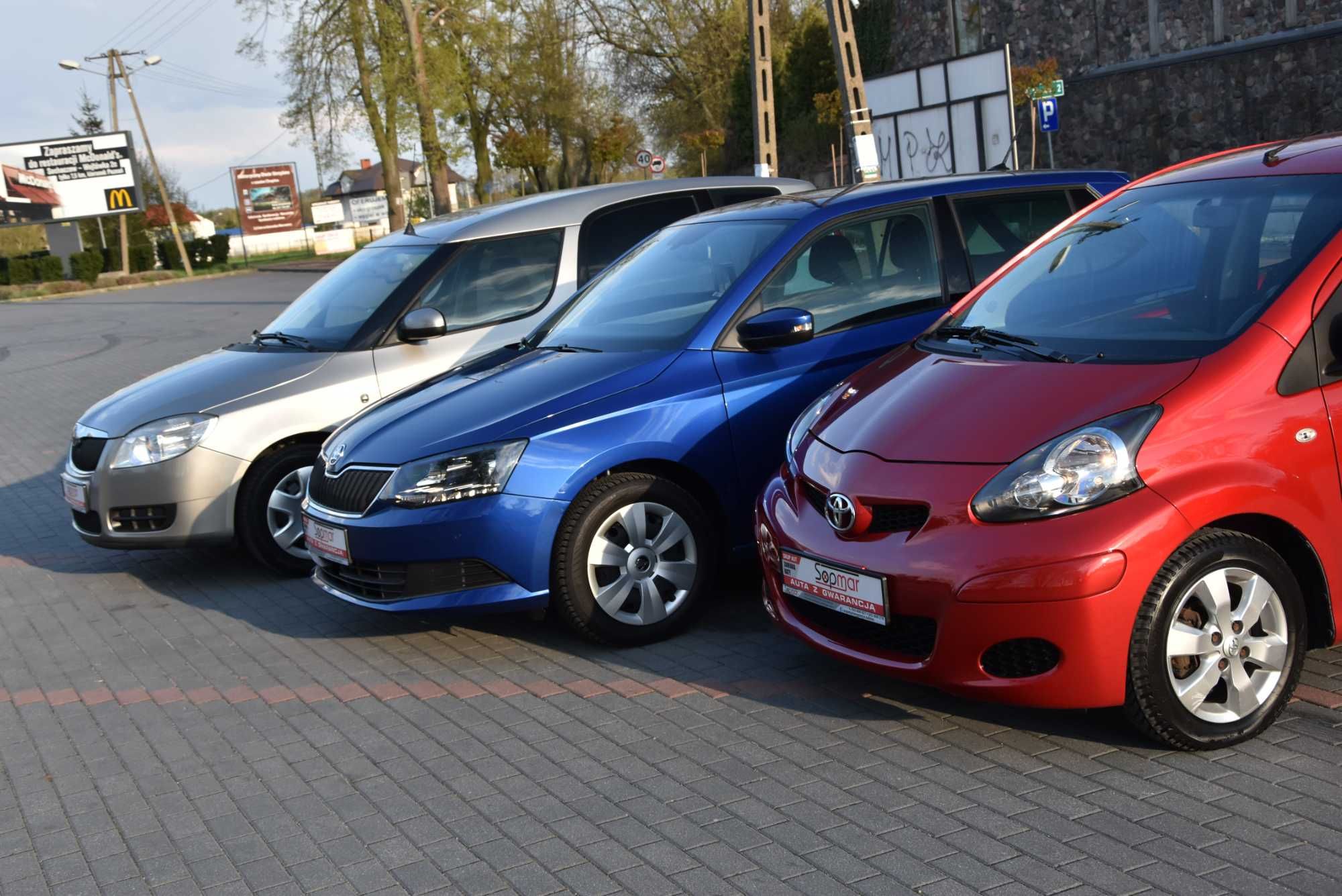 Wypożyczalnia wynajem aut osobowych dostawczych chłodni autolawet
