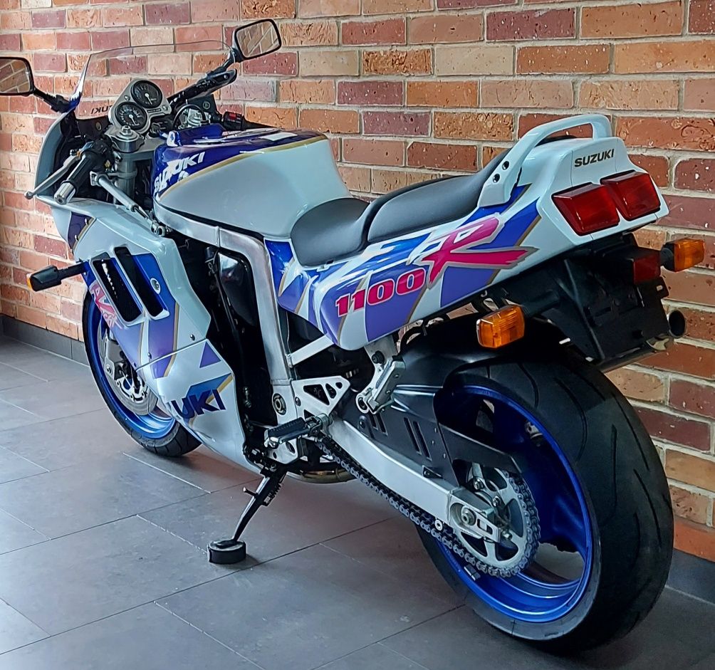 Suzuki GSX-R 1100 z Niemiec '92 bardzo zadbany.