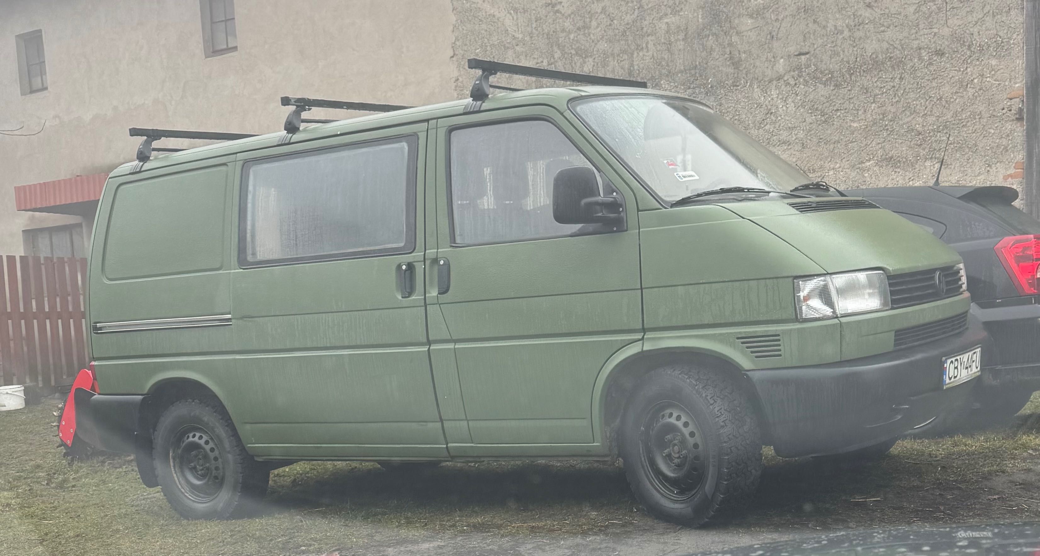 VW T4 transporter