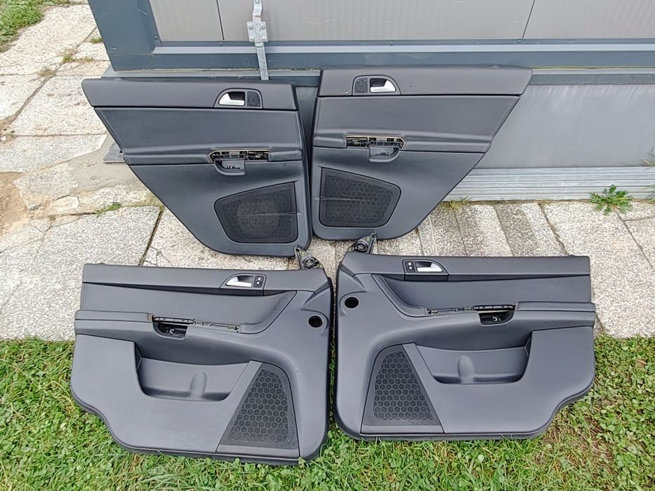 Volvo V50 boczki tapicerka drzwi KOMPLET i inne