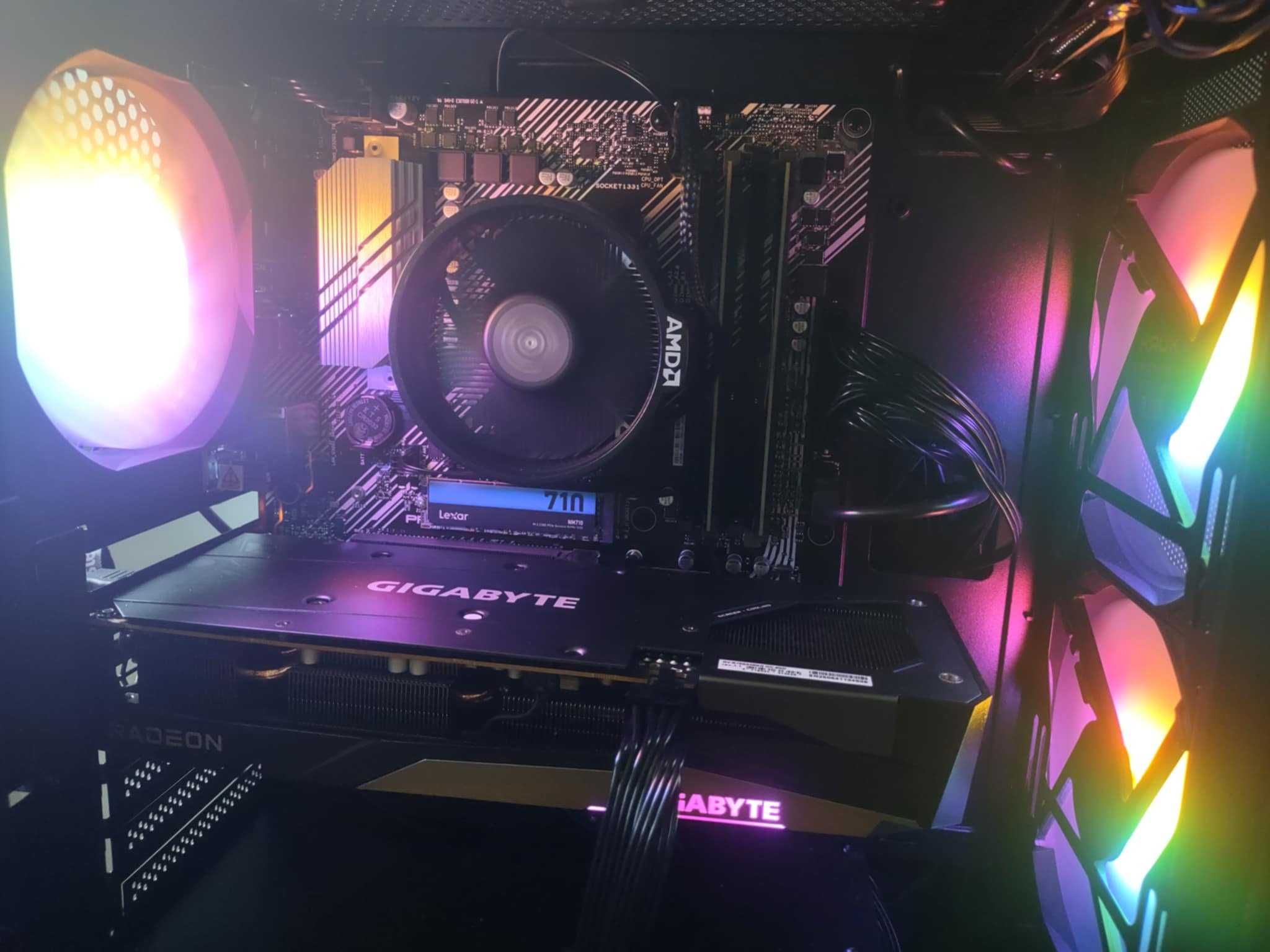 Komputer Gamingowy Ryzen 5 5600 + Radeon 7600 OC 8 gb