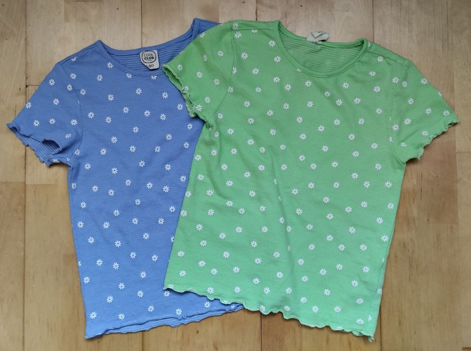 Bluzki zielona i niebieska