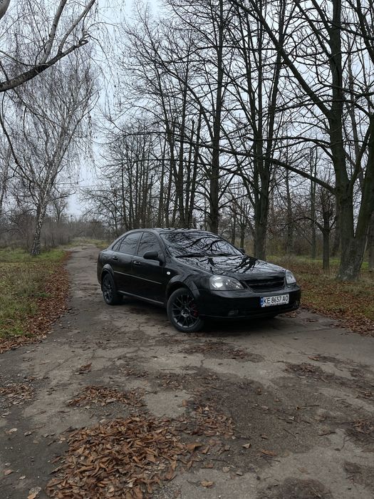Продам Chevrolet lacetti 1.6 Бензин