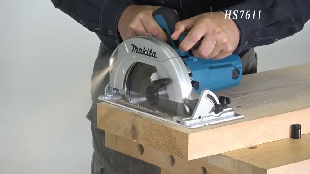 Дискова пила Makita HS7611