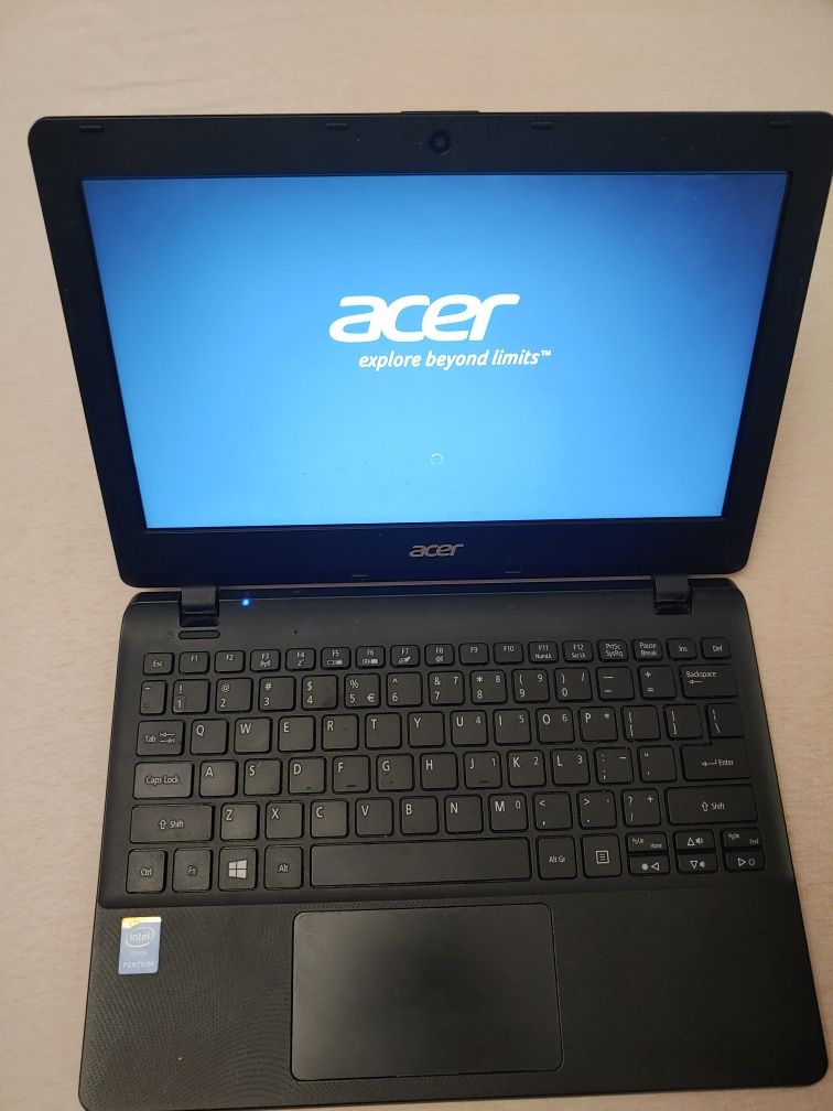 Acer Es11 laptop dysk 32gb eMMc n3700 celeron 4gb ram