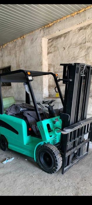 Електричний навантажувачі 2,0т Н=4,5м+удлинитель для лап