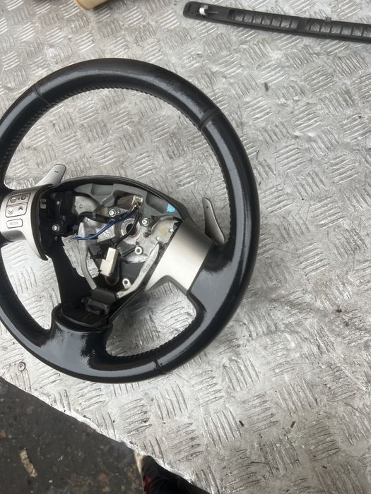 Руль Тойота королла 08год toyota corolla e140 e150