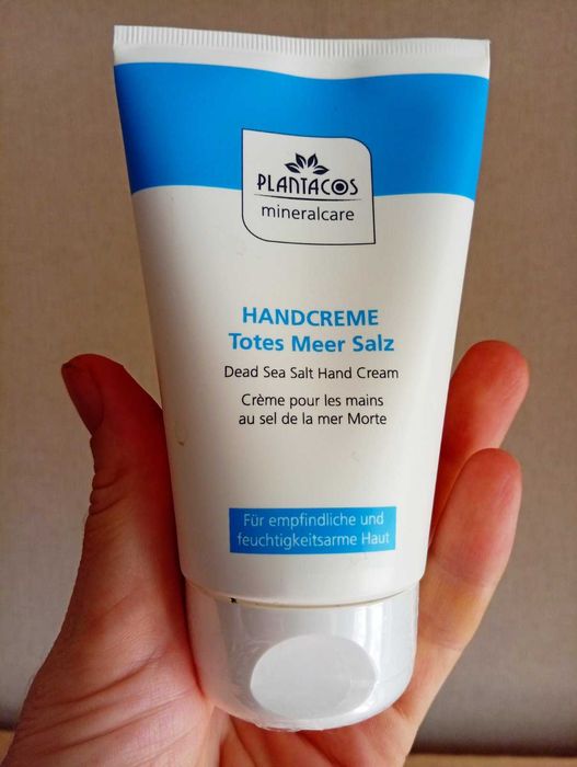 Крем для рук PLANTACOS с солью Мертвого моря 100 мл для сухой кожи рук